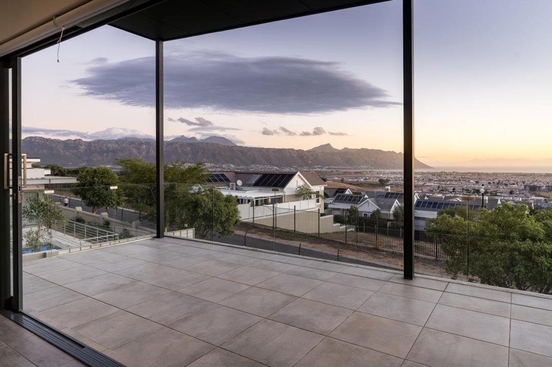 House in Strand, Cape Town, South Africa 1 - 17383775