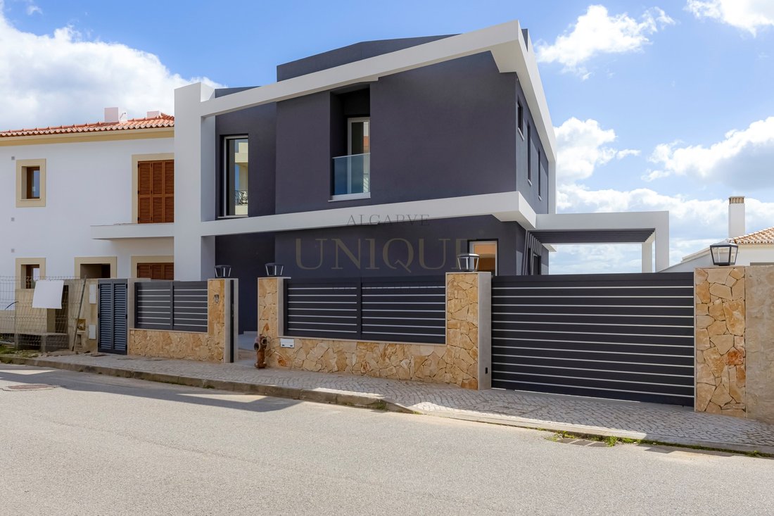House in Mexilhoeira Grande, Algarve, Portugal 3 - 17264286