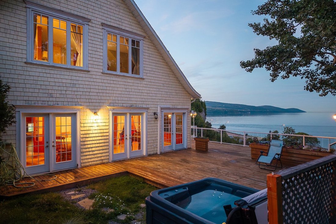House in La Malbaie, Quebec, Canada 4 - 16063871