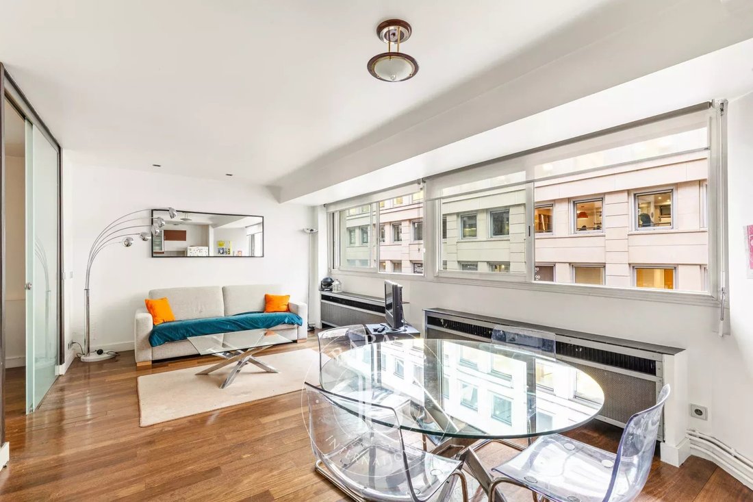Apartment in Hoche-Friedland, Paris 8e Arrondissement, Paris 3 - 17381546