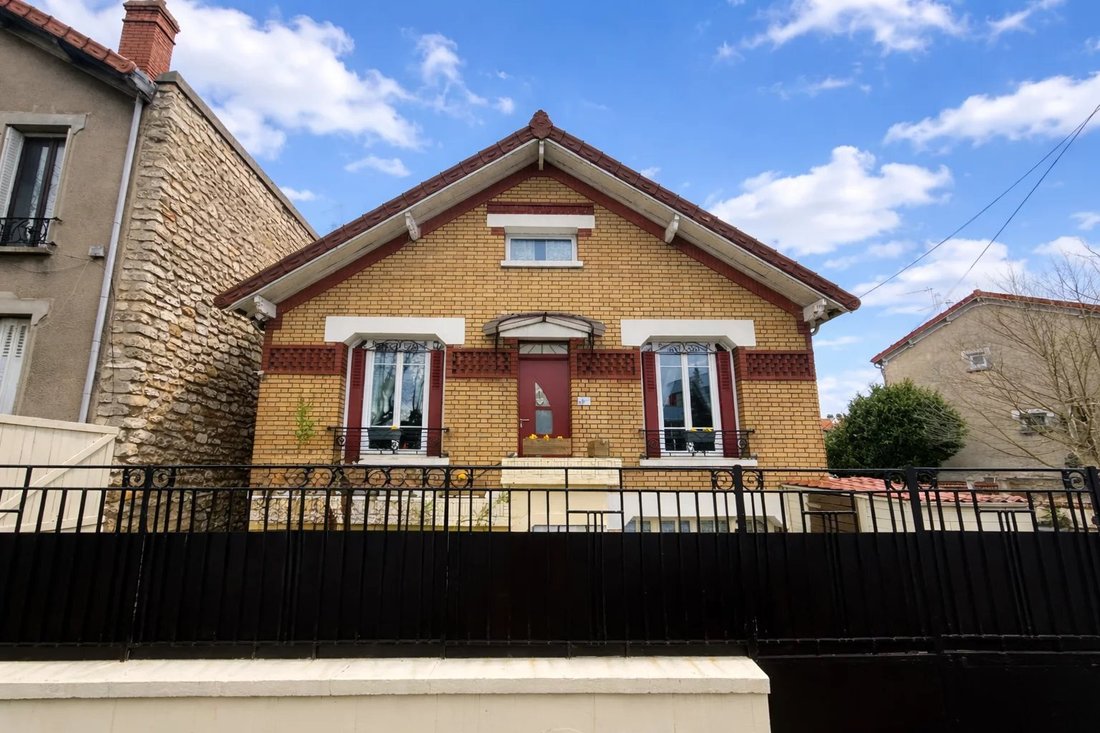 House in Les Planètes, Maisons-Alfort, France 1 - 17270004