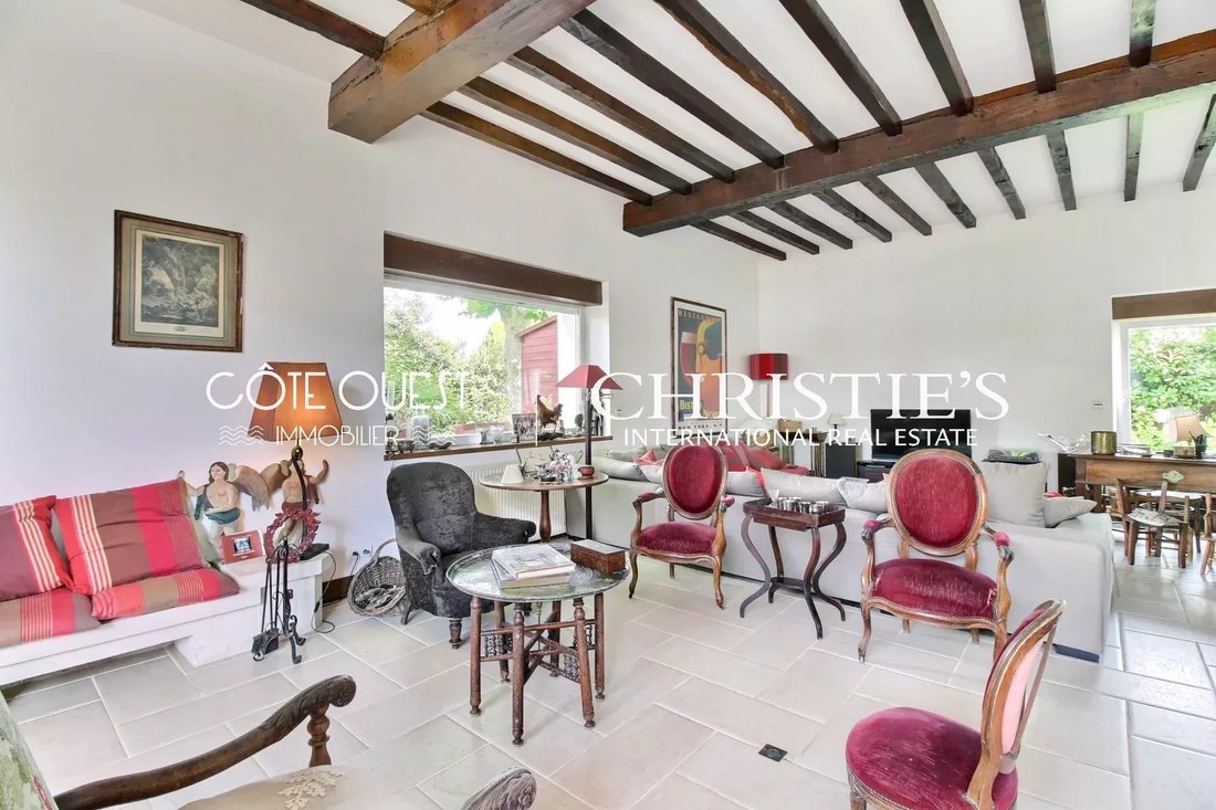 House in Ustaritz, Nouvelle-Aquitaine, France 4 - 14519089