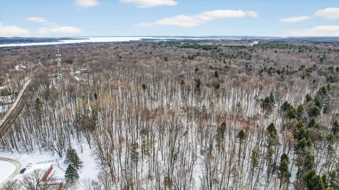 Land in Saint-Lazare, Quebec, Canada 3 - 17384920