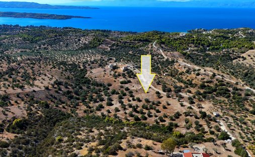 Land in Koinotita Kranidiou, Kranidi, Griechenland 1