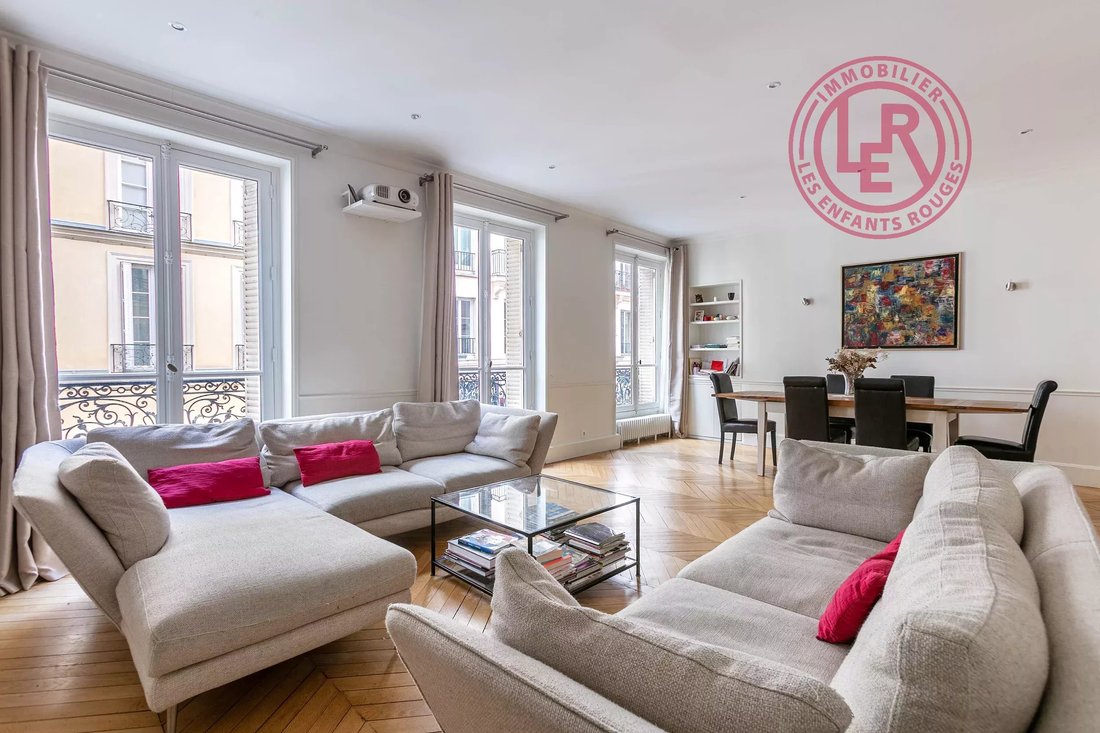 Apartment in Arts et Métiers, Paris 3e Arrondissement, Paris 1 - 17381755