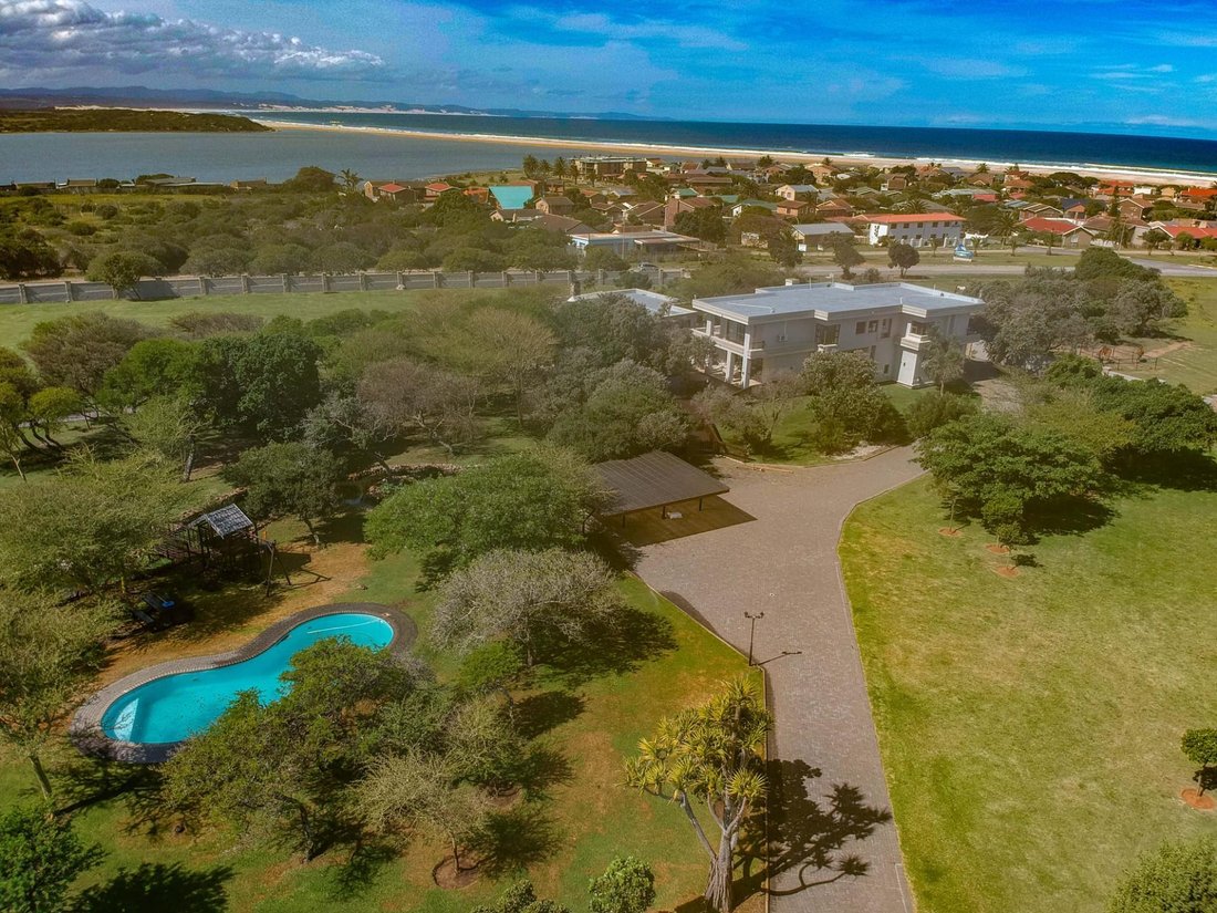 Farm Ranch in Jeffreys Bay, Eastern Cape, South Africa 1 - 15853740
