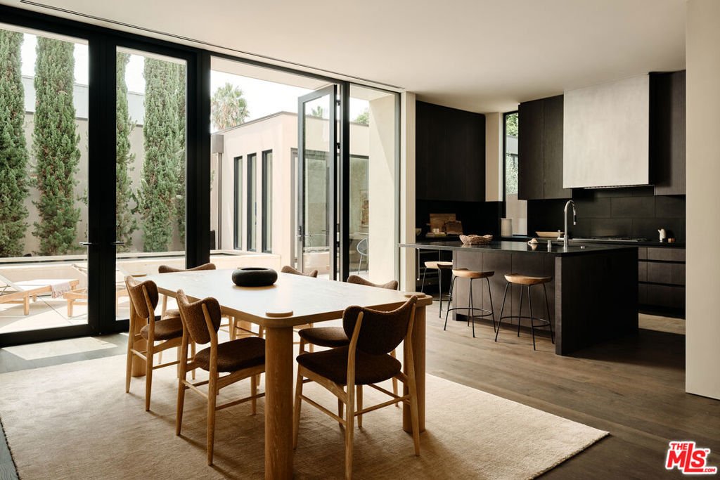 Condo in West Hollywood, California, United States 4 - 17382887