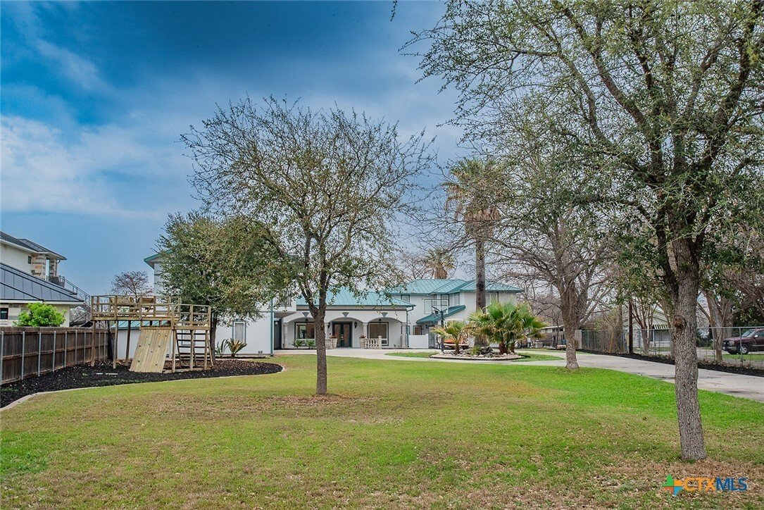 House in McQueeney, Texas, United States 4 - 17365287