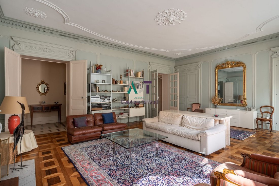 Apartment in Centre-ville - Victor Hugo, Grenoble, France 3 - 17385281