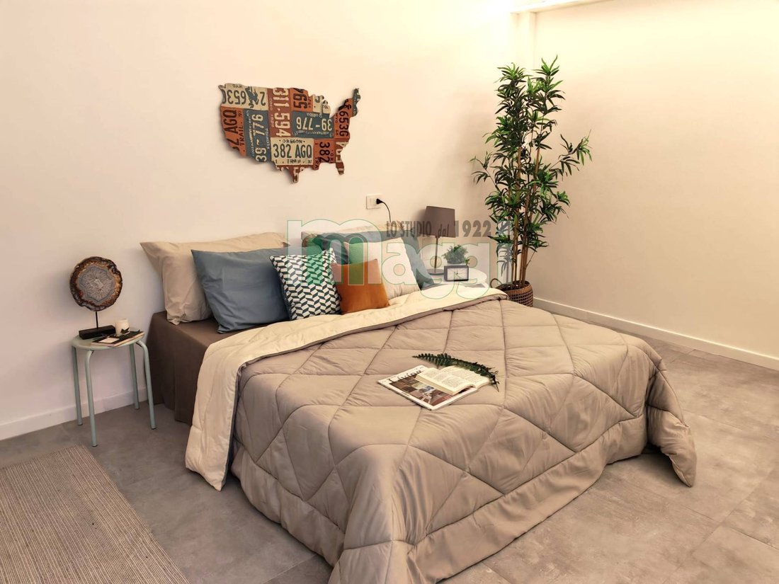 Apartment in Isola, Milan, Italy 5 - 17383048