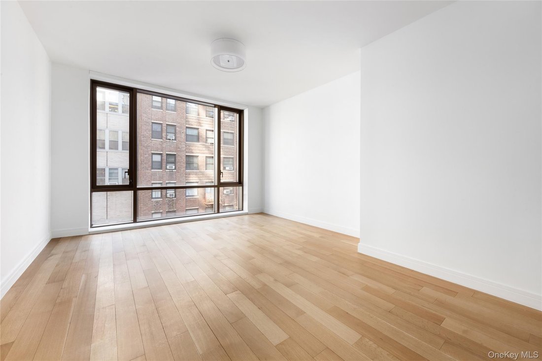 Condo in New York, New York, United States 1 - 17383032