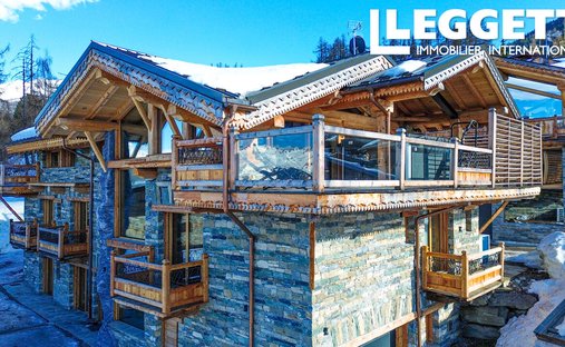 Chalet in Mâcot-la-Plagne, La Plagne-Tarentaise, France 1
