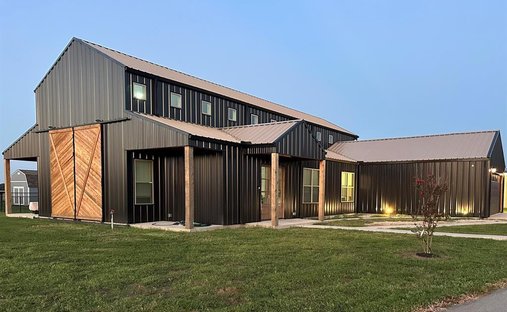 House in Italy, Texas, United States 1