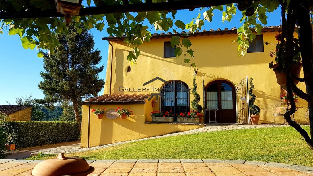Estate in Fiesole, Tuscany, Italy 2 - 17380725