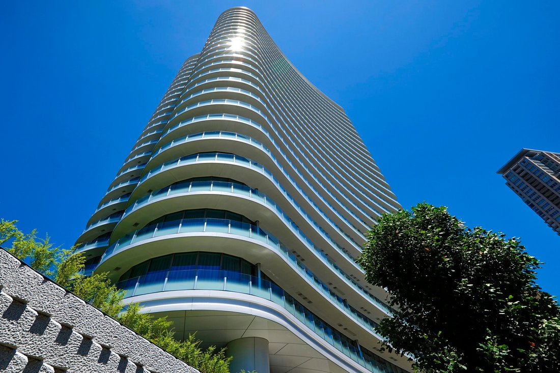 Condo in Minato City, Tokyo, Japan 1 - 17384915