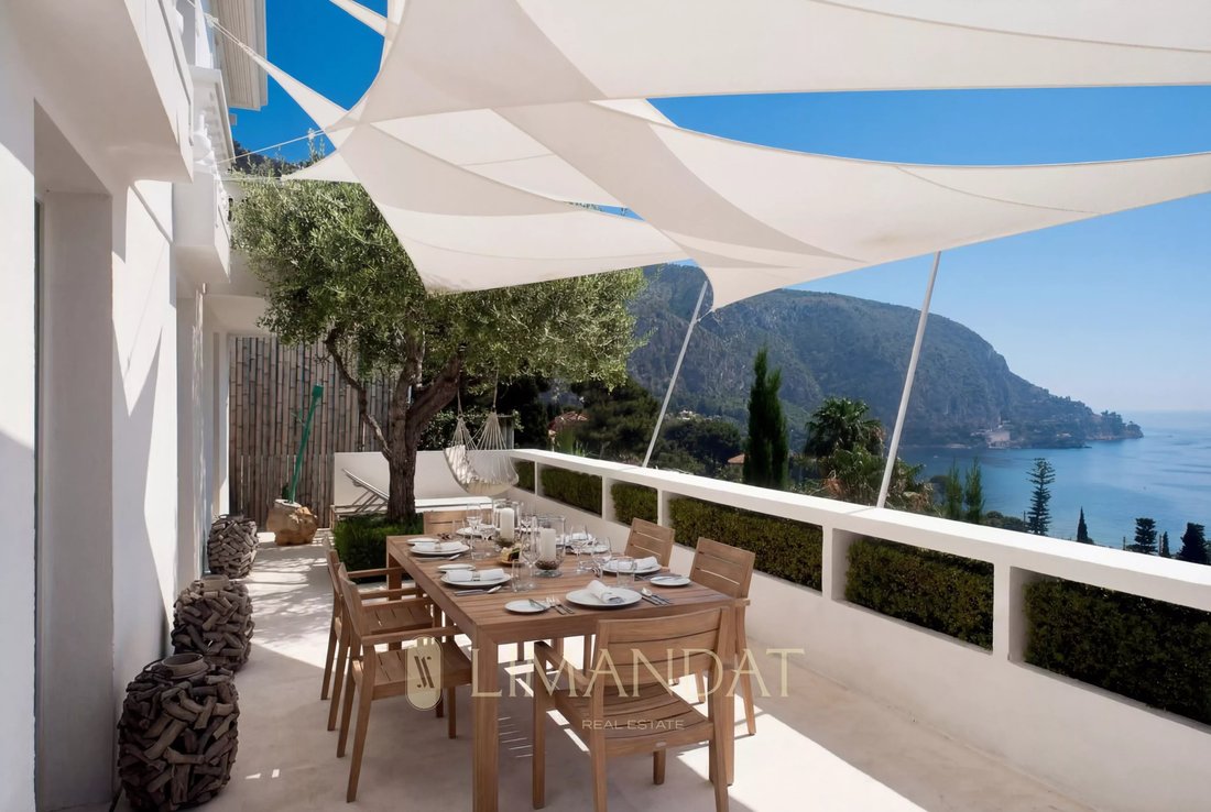 Villa in Èze, Provence-Alpes-Côte d'Azur, France 1 - 17381431