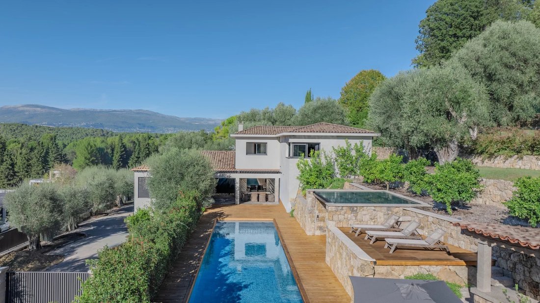 Villa in Mougins, Provence-Alpes-Côte d'Azur, France 3 - 16597388