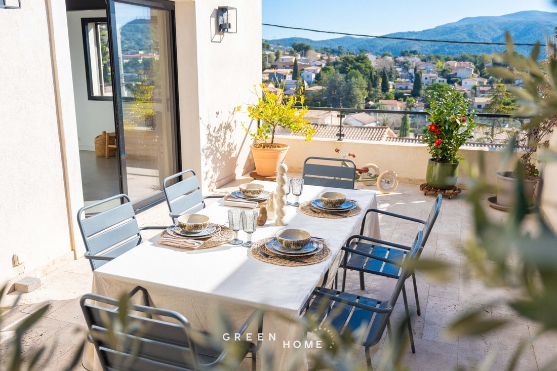House in Plan-de-Cuques, Provence-Alpes-Côte d'Azur, France 4 - 17381283