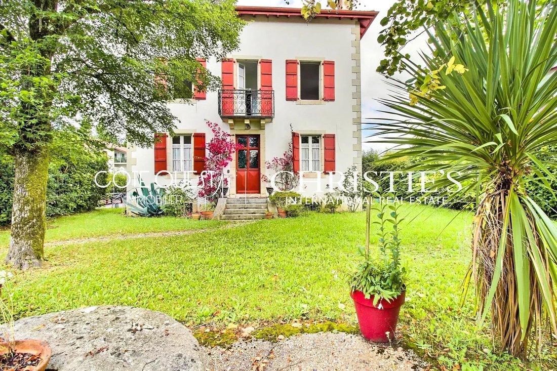 House in Ustaritz, Nouvelle-Aquitaine, France 5 - 14519089