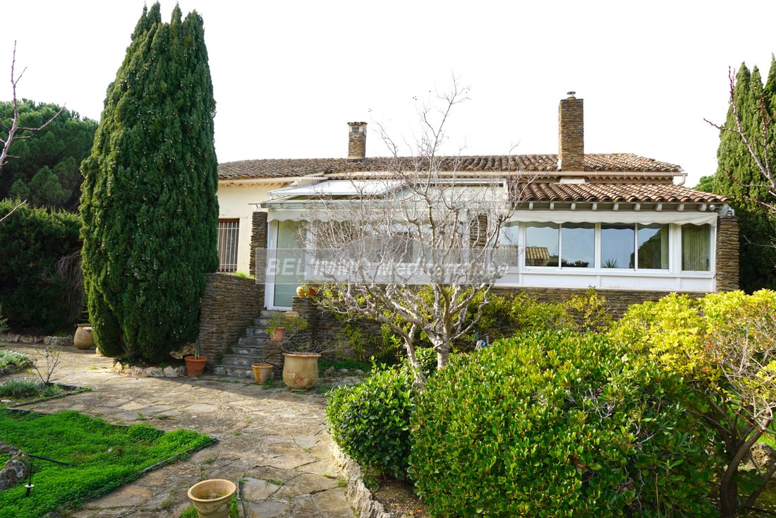 Villa in Nord, Cavalaire-sur-Mer, France 1 - 17383862