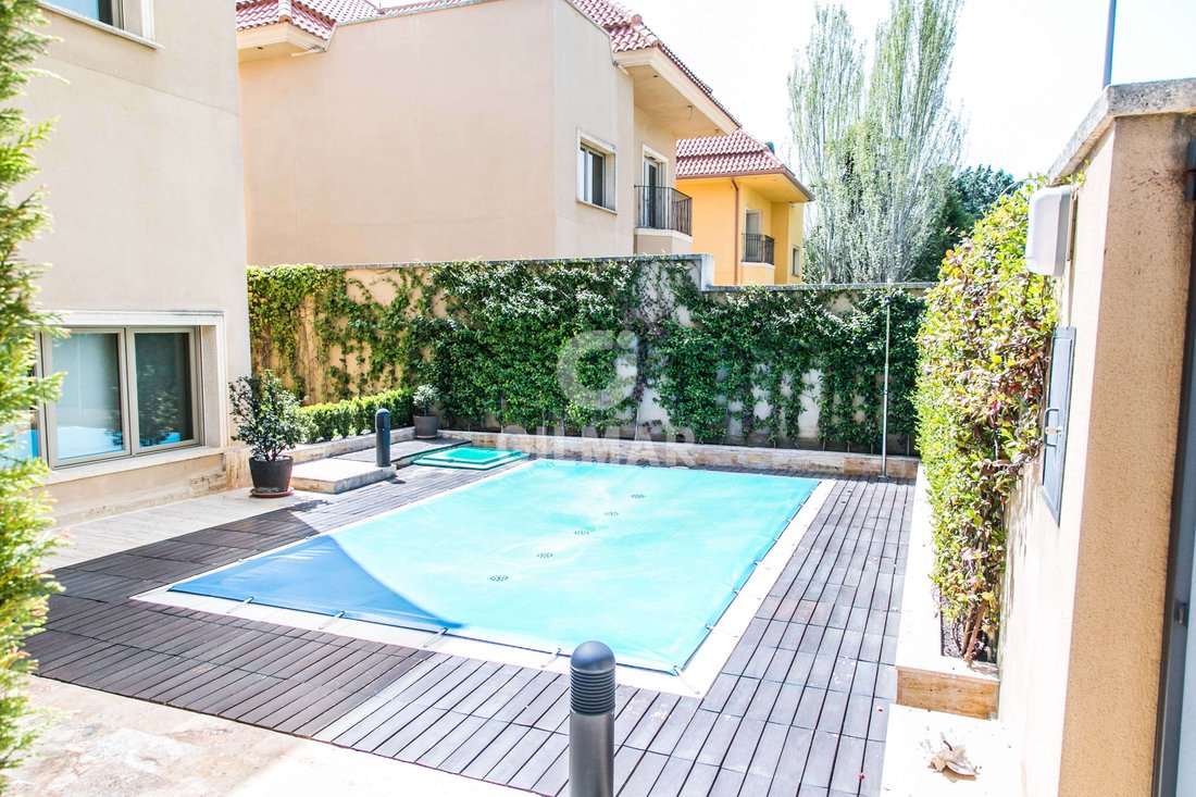 House in Moncloa-Aravaca, Madrid, Spain 2 - 17381565