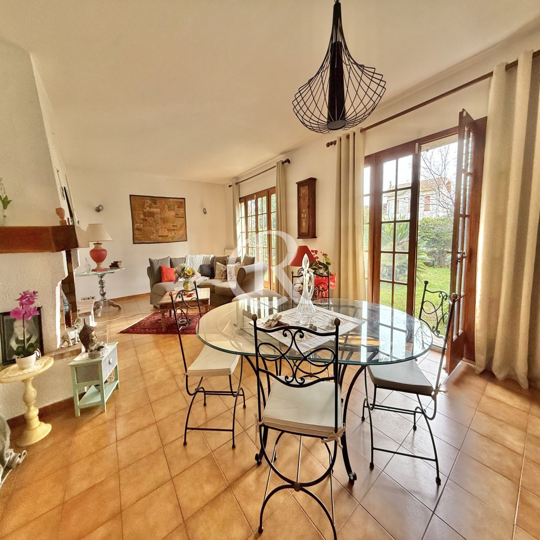 Villa in Hyeres, Provence-Alpes-Côte d'Azur, France 5 - 17383741
