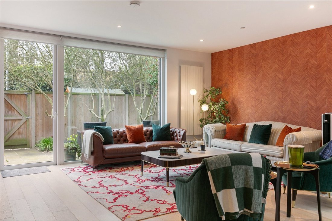 Townhouse in North Woolwich, Newham, England 4 - 17380578