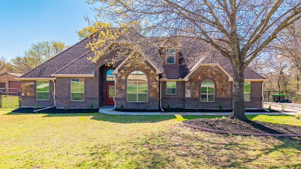 House in Azle, Texas, United States 1 - 17380915