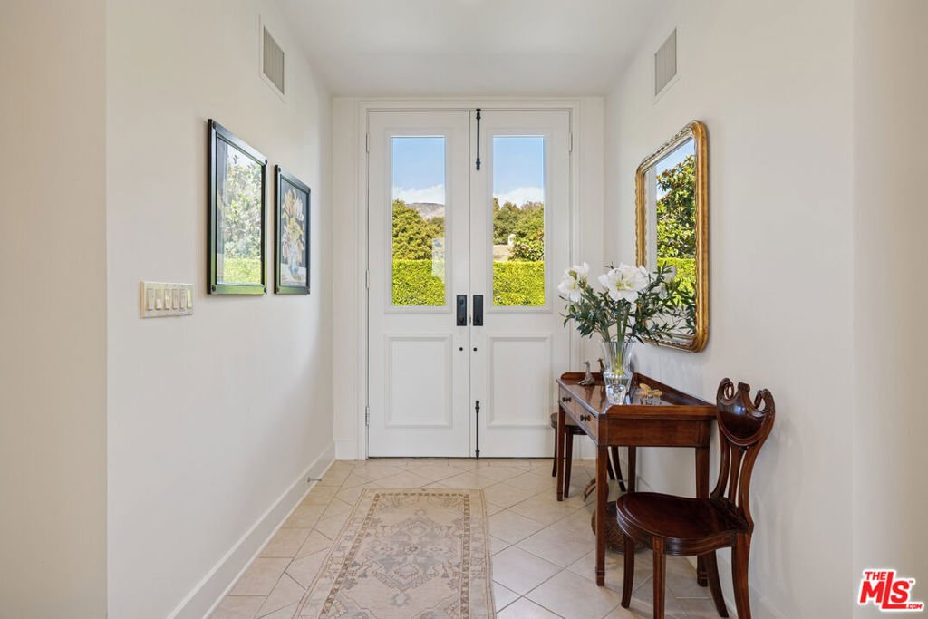 House in Montecito, California, United States 3 - 17382885