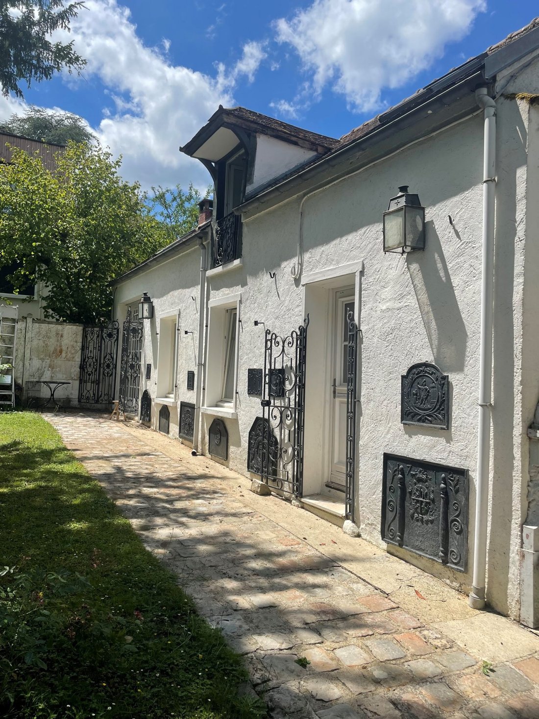 House in Le Plateau, Louveciennes, France 2 - 17385245