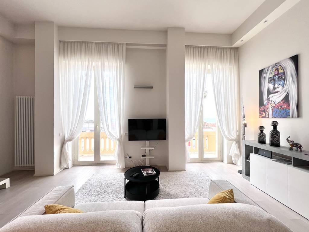 Apartment in Lungomare, Viareggio, Tuscany 3 - 17377739