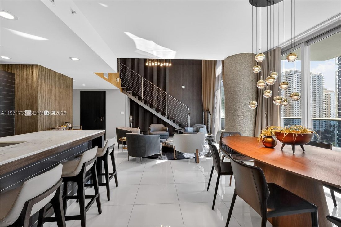 Condo in Miami, Florida, United States 4 - 17380944