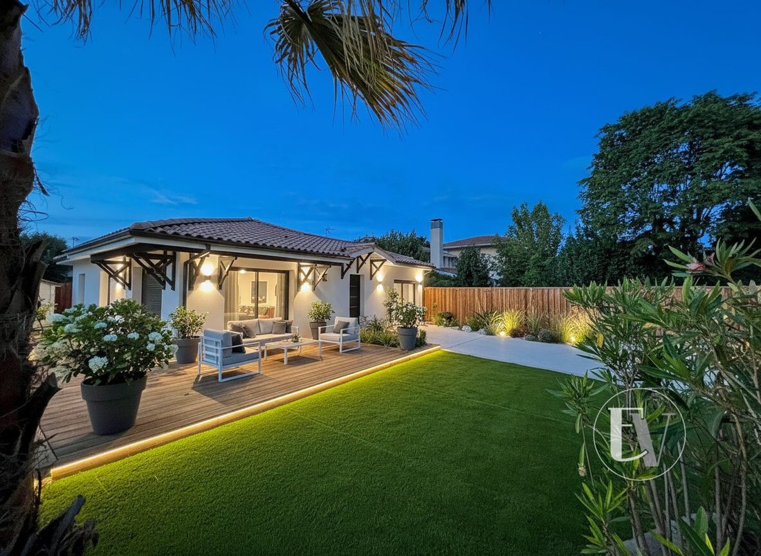 House in Centre Ville, Gujan-Mestras, France 1 - 17385275
