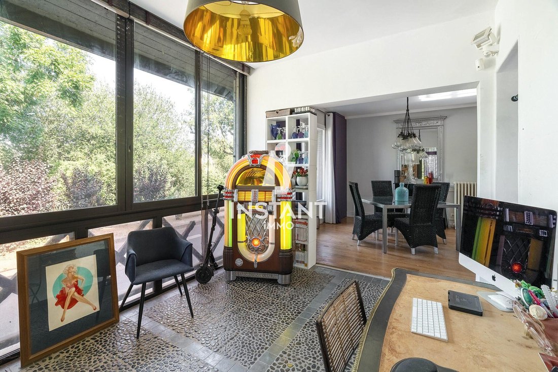 House in Ledru Rollin, Le Perreux-sur-Marne, France 2 - 17385235
