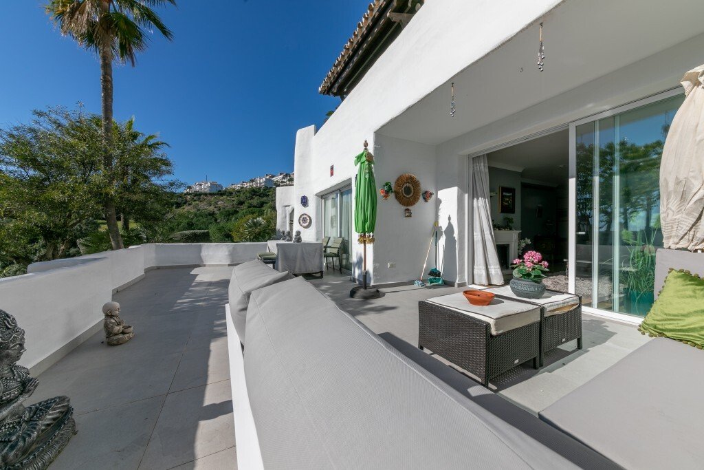 Apartment in La Quinta, Benahavis, Andalusia 2 - 17376481