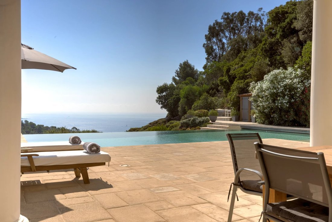 Villa in La Californie, Cannes, France 1 - 17381621