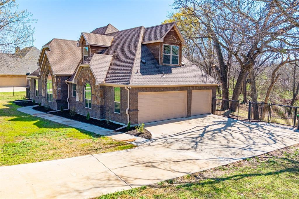 House in Azle, Texas, United States 3 - 17380915