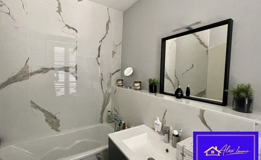 19th Century Château With 4,34 Hectare Wooded Park Swimming Pool Burgundy, Near Beaune