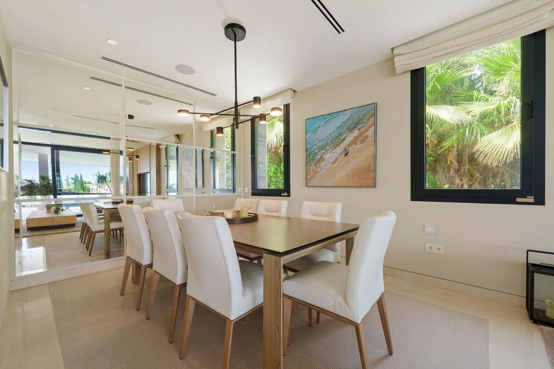 Villa in Nueva Andalucia, Marbella, Spain 5 - 17381128