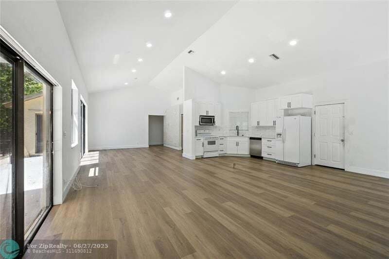 House in Coconut Creek, Florida, United States 4 - 15839915