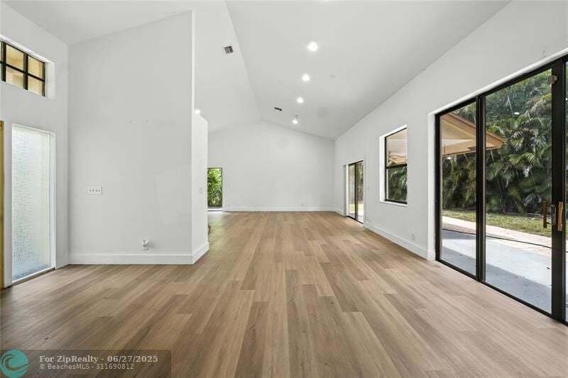 House in Coconut Creek, Florida, United States 5 - 15839915