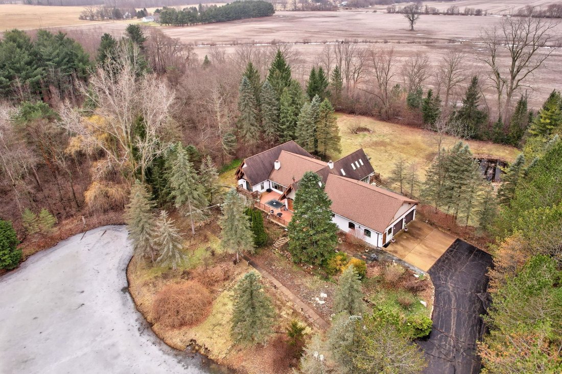 House in Birch Run, Michigan, United States 3 - 17384182