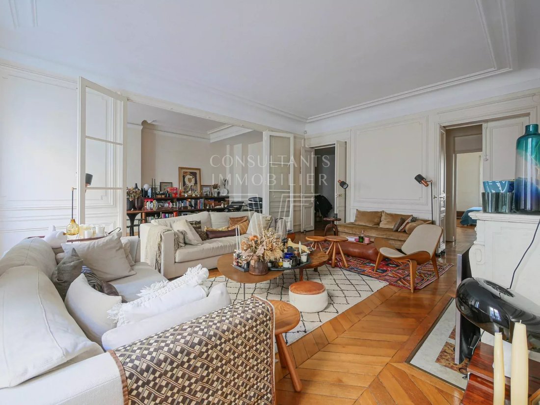 Apartment in Parc Monceau, Paris 8e Arrondissement, Paris 4 - 17382699