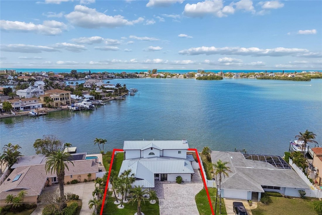 House in Indian Shores, Florida, United States 1 - 17384330