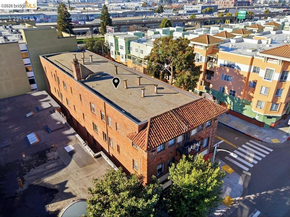 Oakland, California, United States 2 - 17382820