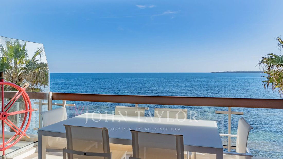 Apartment in Cannes, Provence-Alpes-Côte d'Azur, France 1 - 17384472