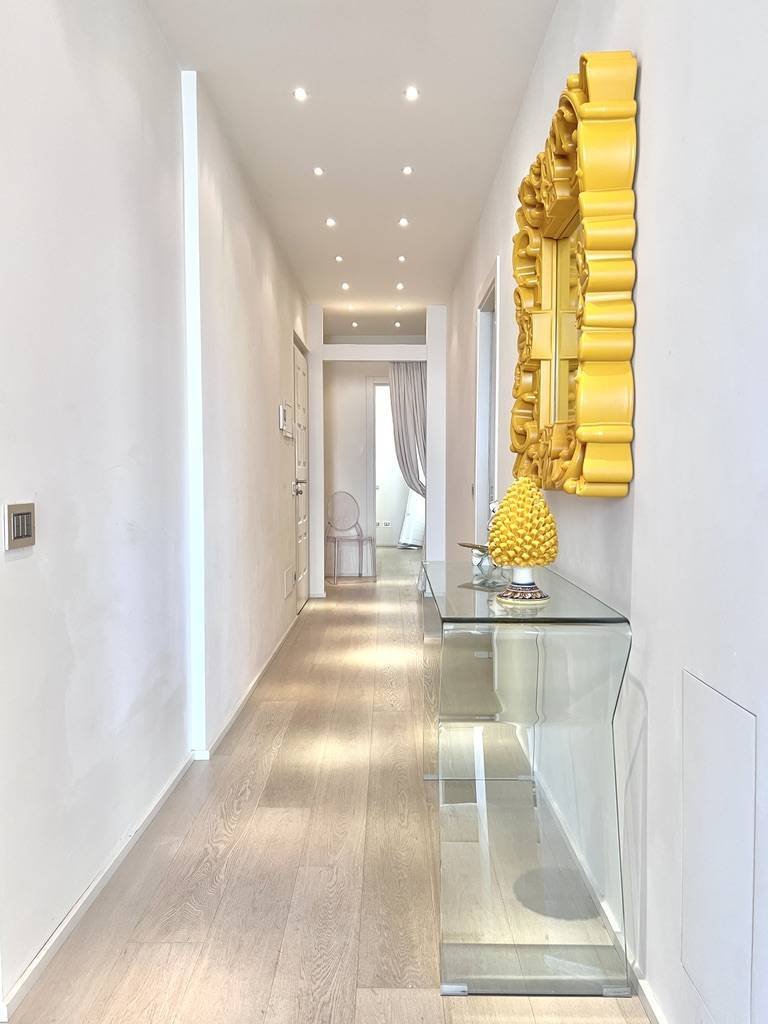 Apartment in Lungomare, Viareggio, Tuscany 2 - 17377739