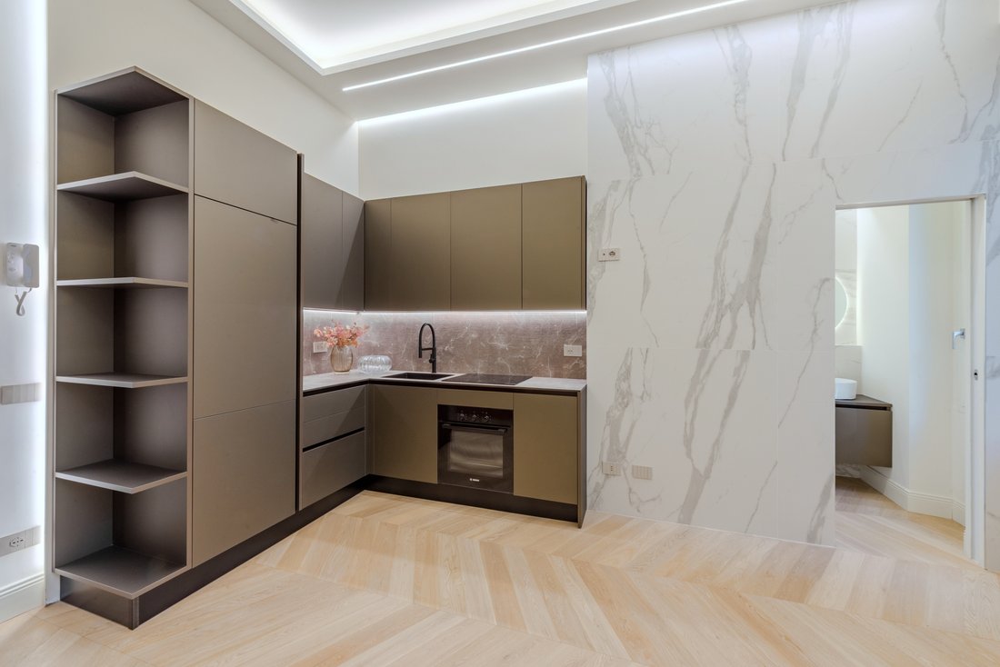 Apartment in Centrale, Milan, Italy 2 - 17381832