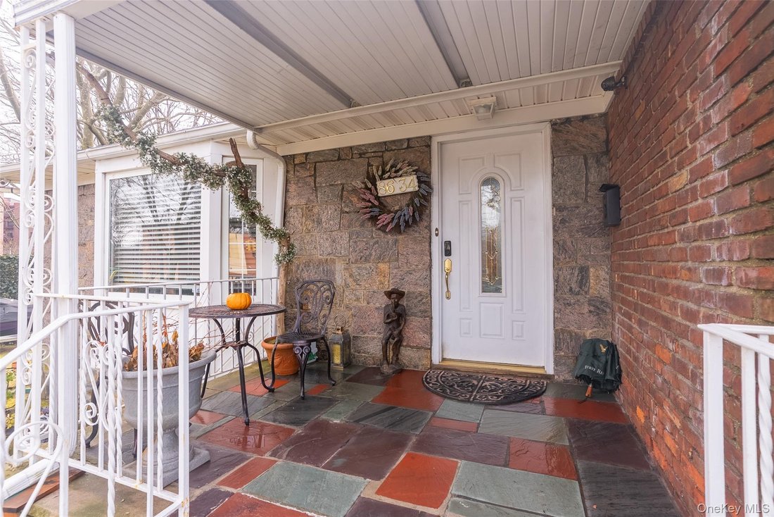 House in New York, New York, United States 3 - 17383028