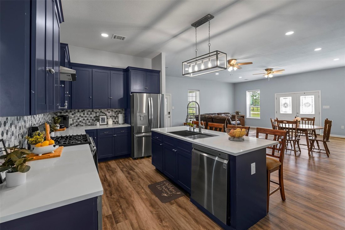 House in Dickinson, Texas, United States 5 - 17383288